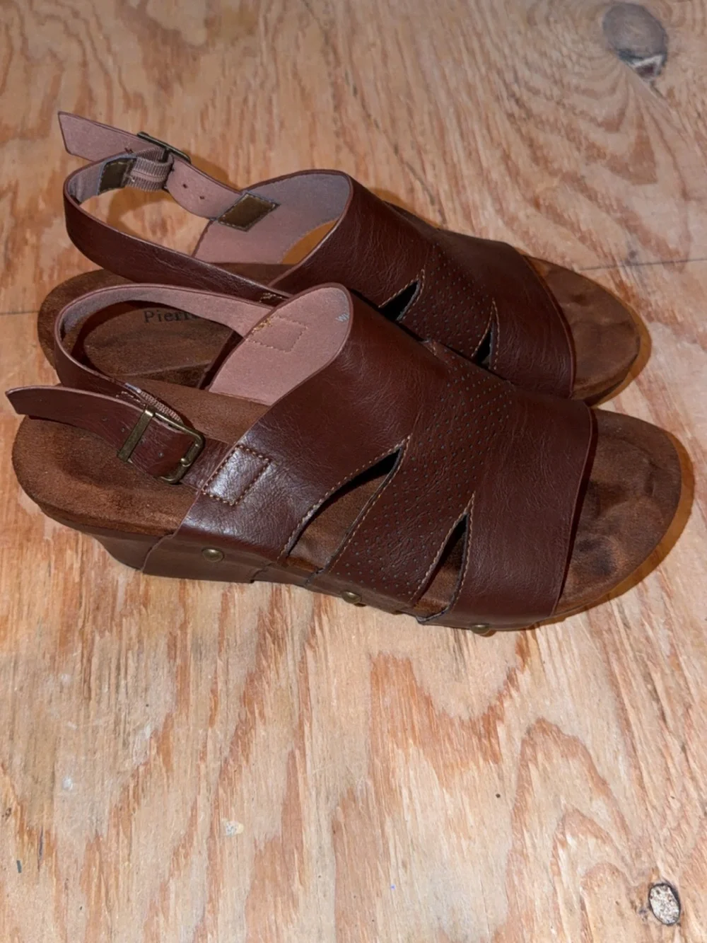 Pierre Dumas Brown Leather Strap Sandals - Size 8.5